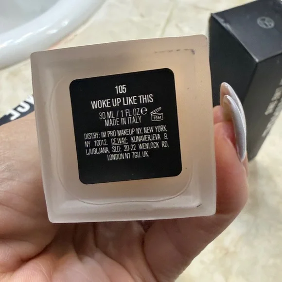 IL MAKIAGE Original Natural Matte Foundation - Cream 2 bottles